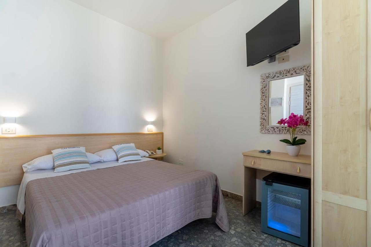 Hotel Constellation Rimini Exterior foto